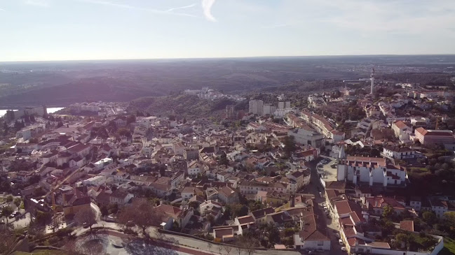 Comentários e avaliações sobre o Castelo de Abrantes