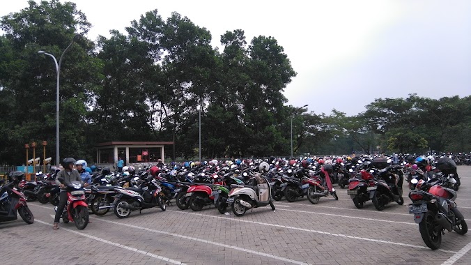 Parkir Motor Bintaro Jaya Xchange, Author: Andrian Sani