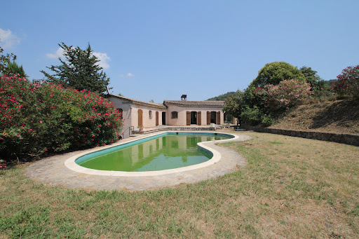Julia Frangoulis - Iad France - Thumbnail