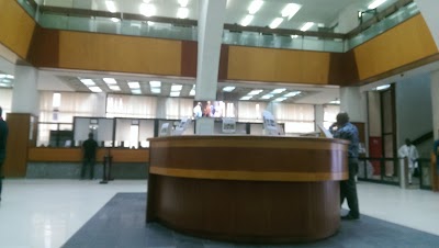 Photos of Si&egrave;ge Soci&eacute;t&eacute; G&eacute;n&eacute;rale Cameroun