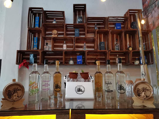 Tequilera Mi Destino Logo