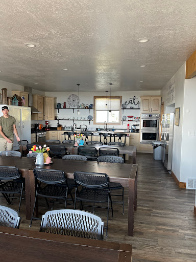 Bear Lake Rustic Retreat - Thumbnail