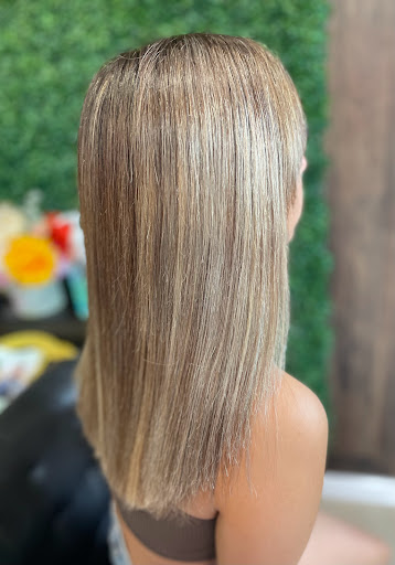 Dream Hair Makeup - Thumbnail