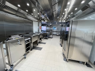 Photo n°3 de Cuisine centrale L'oliveraie ORSAC Atrir à Nyons (Restaurant)