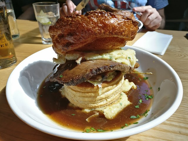 Pie & Ale