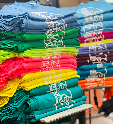 903 Threads Inc. - Visual