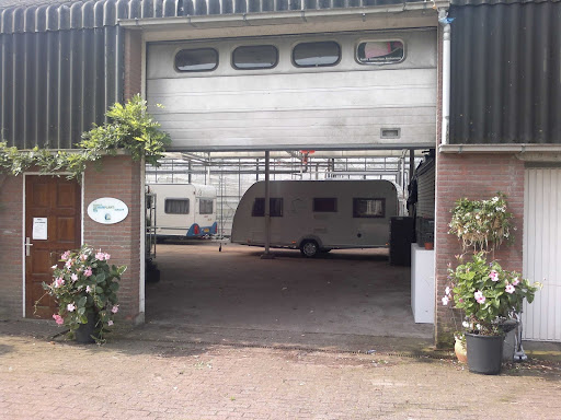 Stalling Aandedijk