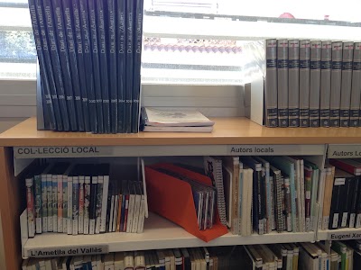 Photos of Biblioteca Municipal Josep Bad&iacute;a