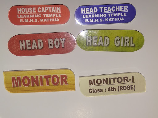 Customised crystal badges post image