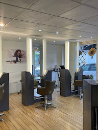 Photo n°8 de Salon Salvadoré à Bordeaux (Salon de coiffure)