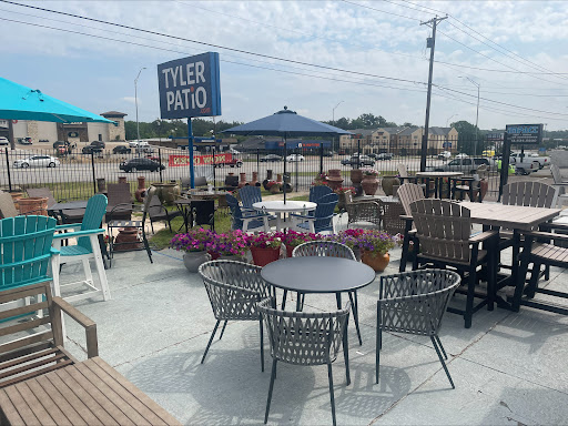 TYLER PATIO - Thumbnail