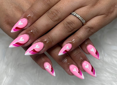 B Nails & Spa
