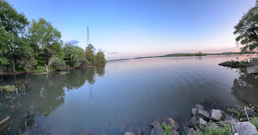 Lake Dardanelle public boat ramp - Thumbnail