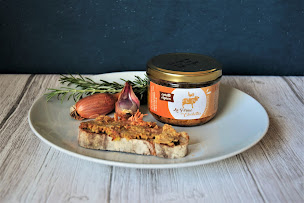 Photo n°12 de La ferme des clochettes à Ville-sur-Jarnioux (Élevage de volailles)