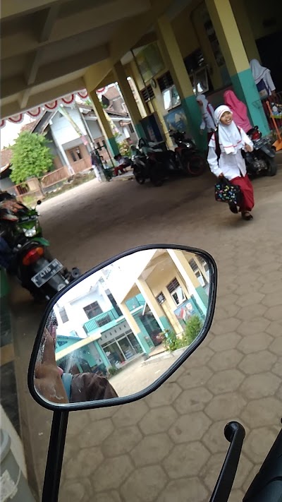 Photos of Rumah Asror Ulumuddin