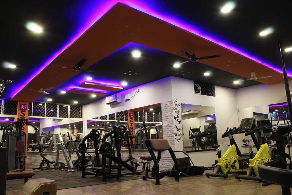 Slim Gym Unisex Fitness Studio