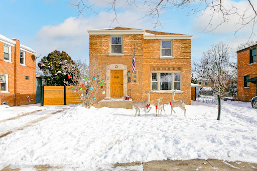Izabela Omielan- Coldwell Banker Realty - Thumbnail
