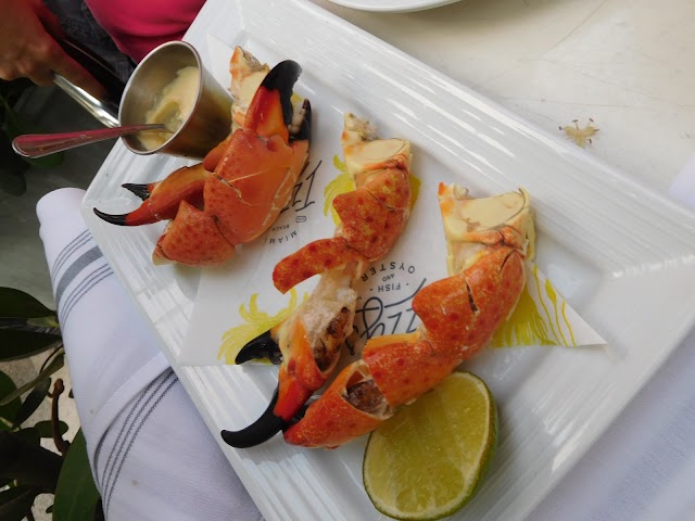 Izzy's Fish & Oyster