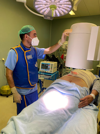 Dr. Rafael Calvo Falcón