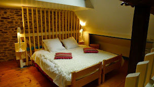 Photo n°5 de LA CAGE AUX OISEAUX -LA LANDE DE GOULT à La Lande-de-Goult (Chambre d'hôtes)