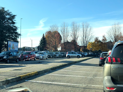 Parcheggio Via Domea