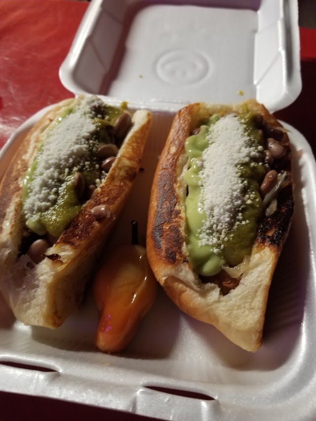 El Caprichoso Sonoran Hotdogs