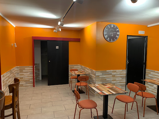 Photo 4 - Localclub