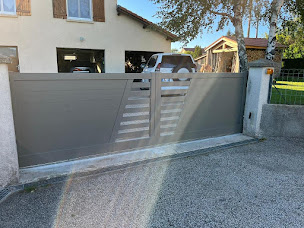 Photo n°4 de Profession Menuisier Feurs | Installateur de fenêtres et menuiseries à Feurs (Magasin de fenêtres en PVC)