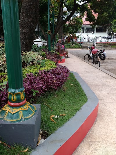 Photos of Taman Tugu Achmad Yani