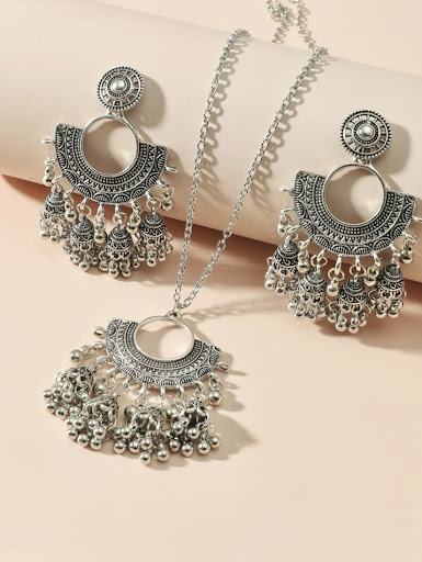 Majestique Collection - Thumbnail