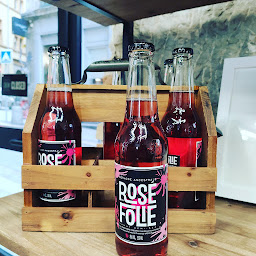 Photo n°6 de rosé en folie à Charentay (Vignoble)