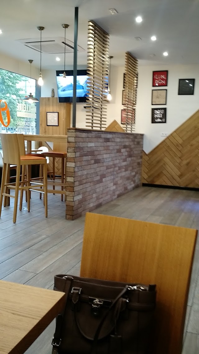 Los Tacos