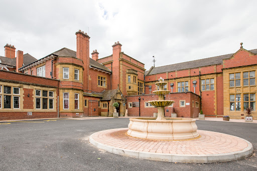 The Mount Hotel Country Manor