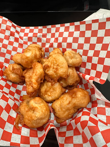 Ruby Slipper Bar and Grill - Visual
