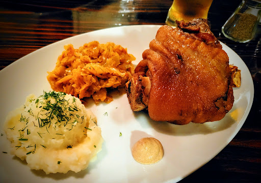 Smakosz Restaurant - Thumbnail