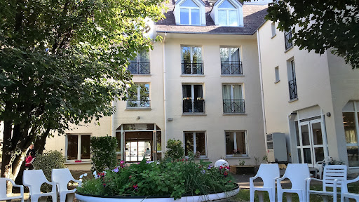 Photo de EHPAD ARPAVIE Le Village à Frépillon (95740)