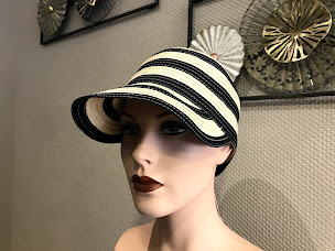 Photo n°7 de Institut capillaire Sandrine BEAUSIRE - Saint-Lô à Saint-Lô (Perruquier)