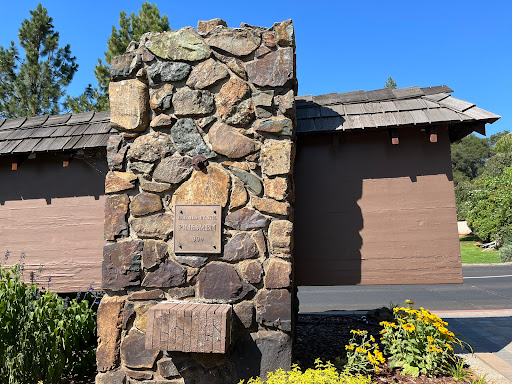 Lake of the Pines Gate - Thumbnail