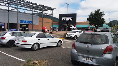 Photos of Easton Outlet Mall Temuco