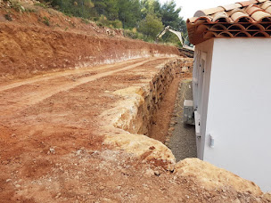 Photo n°2 de SARL TERRAZUR à Méounes-lès-Montrieux (Entreprise de terrassement)