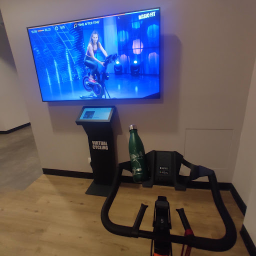 Basic-Fit Barcelona Carrer de Sardenya - Thumbnail