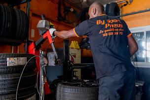 Photo n°20 de BY SPORT PNEUS à Saint-Leu (Magasin de pneus)