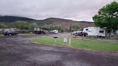 Oregon Motel 8 & RV Park