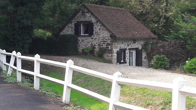 Au Moulin de la Gorce