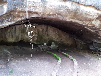 Photos of Madagama Kanda Temple