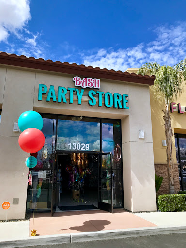 BASH PARTY STORE - Visual