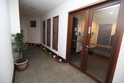 Photos of Roger's Salon Lingkar