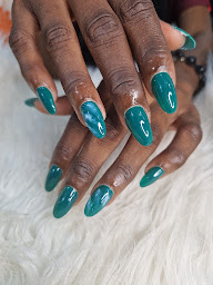 Photo n°9 de House Nails à Bain-de-Bretagne (Salon de manucure)