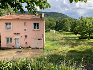 Photo n°1 de Irola Sébastien à Le Peyrat (Psychothérapeute)