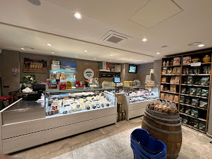 Photo n°8 de Casa Sica - Ristorante Pizzeria Salumeria à Mundolsheim (Épicerie italienne)